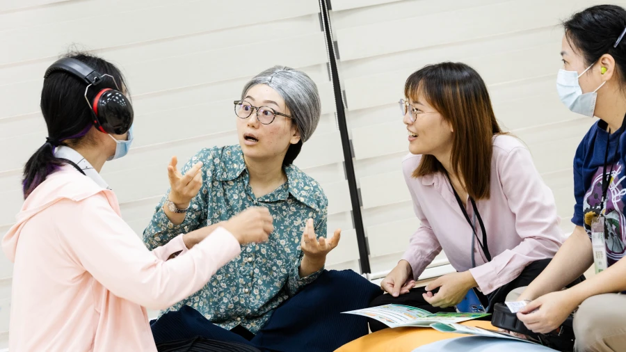 Caring for Seniors&rsquo; Hearing Health